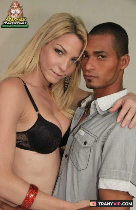 Laviny Albuquerque and Alexandre - Shemale Hardcore Video - popular trans video on TranyVIP